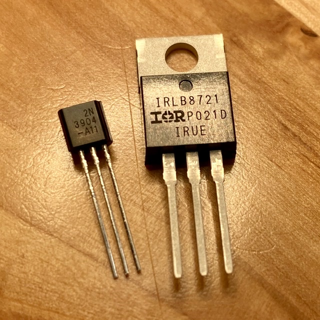 2 transistors